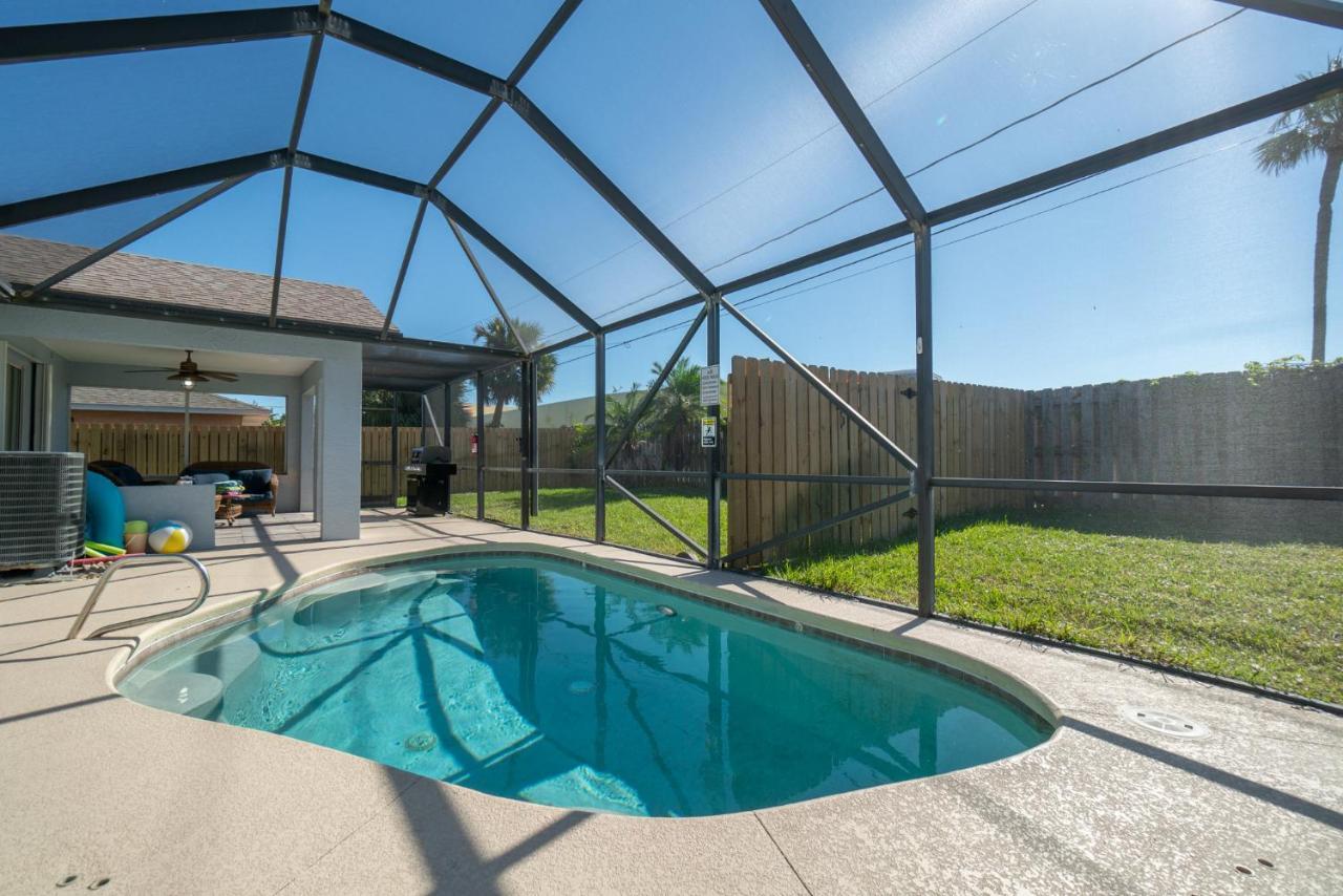 Serene Seaside Retreat - Dog Friendly - 2Br Townhouse With Shared Heated Pool Steps To Paradise Beach! Μελβούρνη Εξωτερικό φωτογραφία