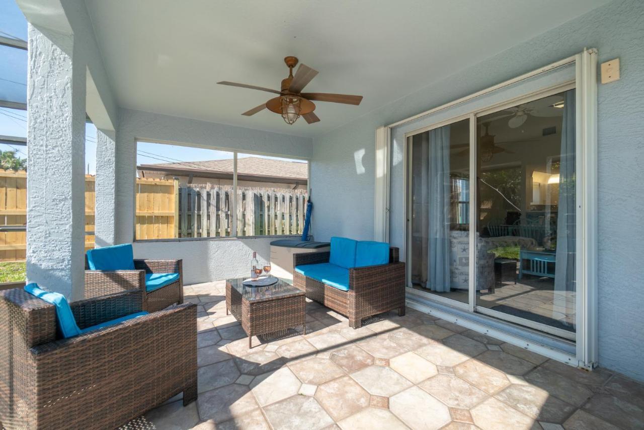 Serene Seaside Retreat - Dog Friendly - 2Br Townhouse With Shared Heated Pool Steps To Paradise Beach! Μελβούρνη Εξωτερικό φωτογραφία